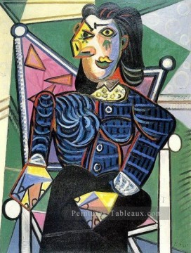 Femme assise dans un fauteuil 1918 cubiste Pablo Picasso Peinture à l'huile